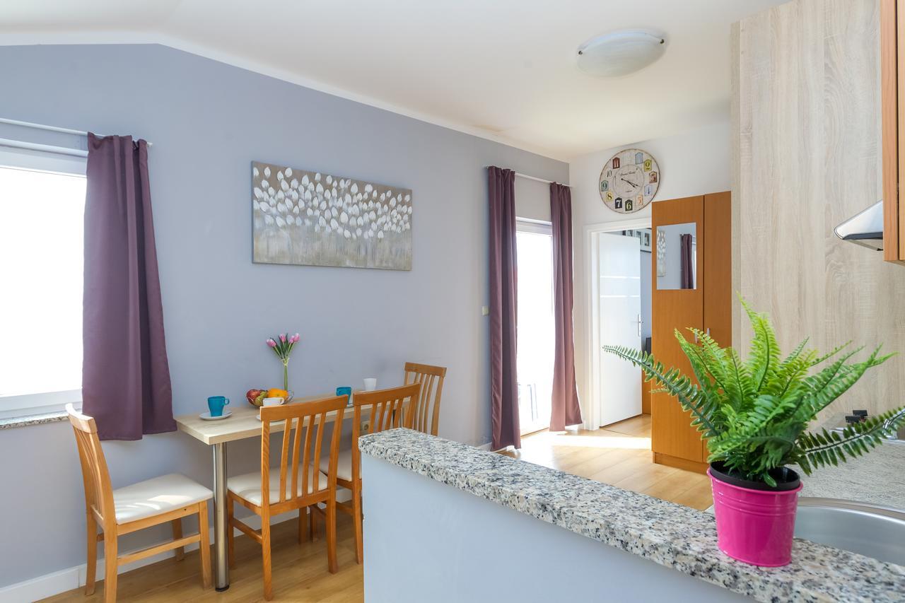 Apartments In City Center Ventus Новалья Экстерьер фото