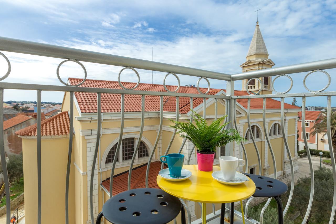 Apartments In City Center Ventus Новалья Экстерьер фото