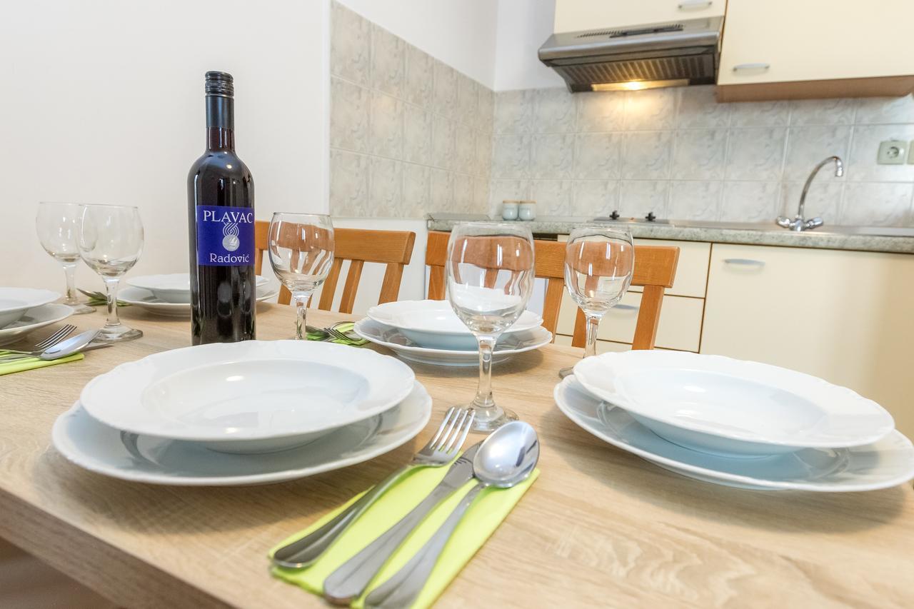 Apartments In City Center Ventus Новалья Экстерьер фото
